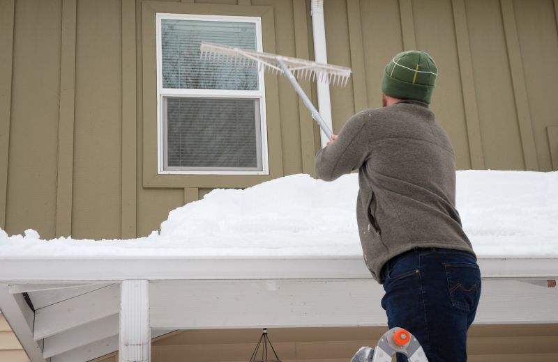 Rooftop Snow Removal in New York, NY